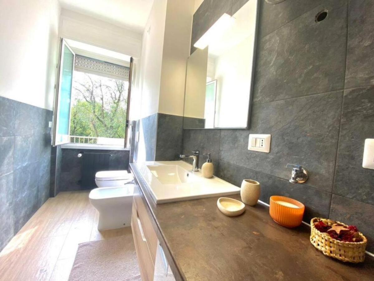 Apartament Federico'S House - Eleganza E Stile In Via Anselmo Da Baggio Mediolan Zewnętrze zdjęcie